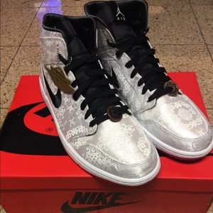 Nike Air Jordan 1 Mid “CLOTxFEARLESS” (CU2804 100)